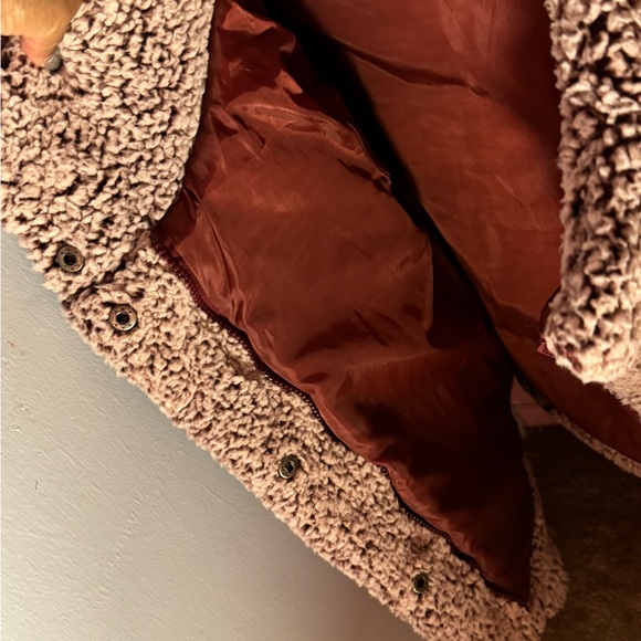 Cute Sherpa - Picture 3 of 5